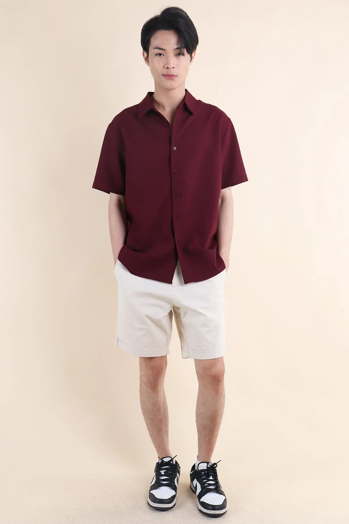 CALLAN BUTTON UP COLLAR SHIRT IN WINE