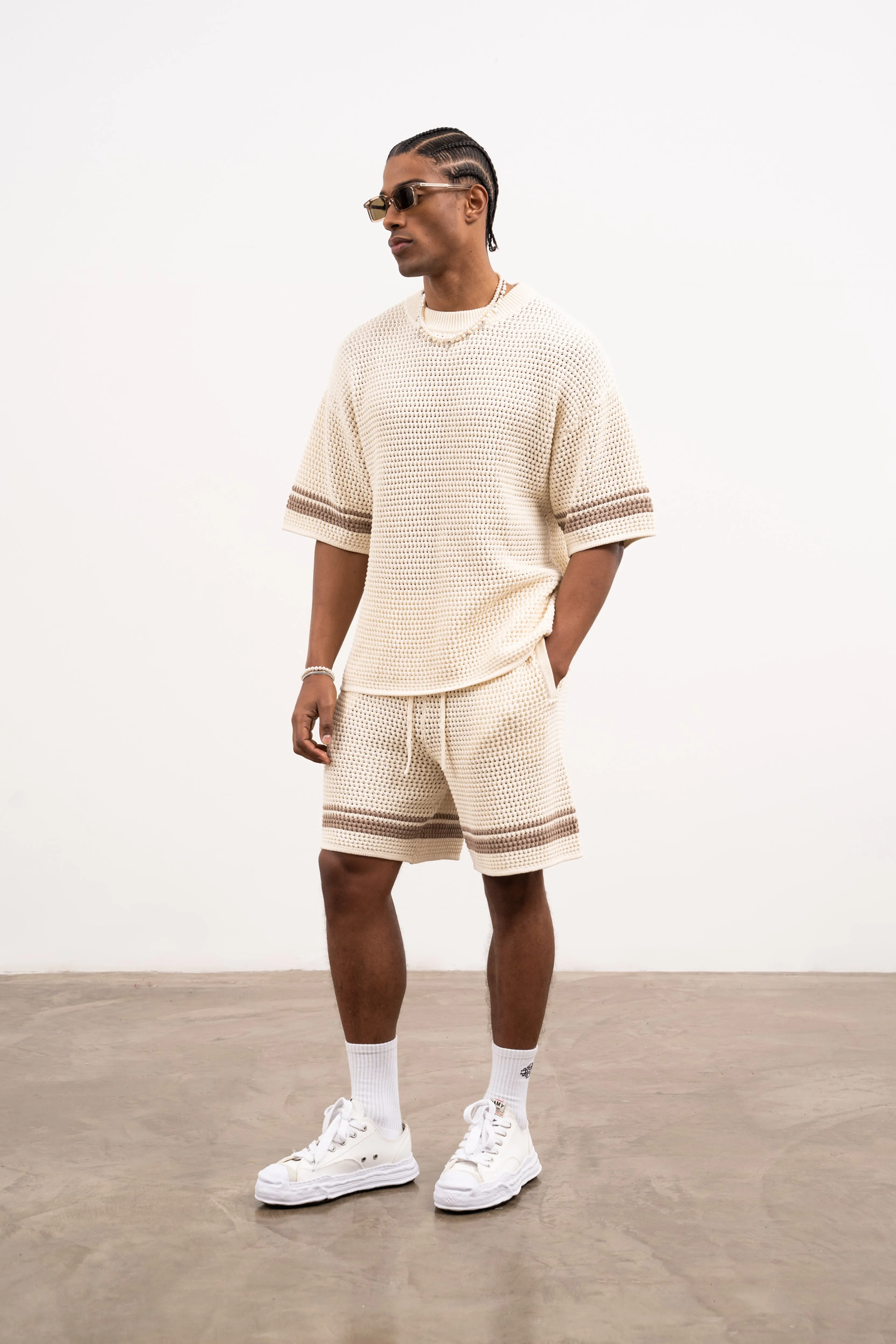 CROCHET KNITTED CONTRAST STRIPE T-SHIRT - OFF WHITE