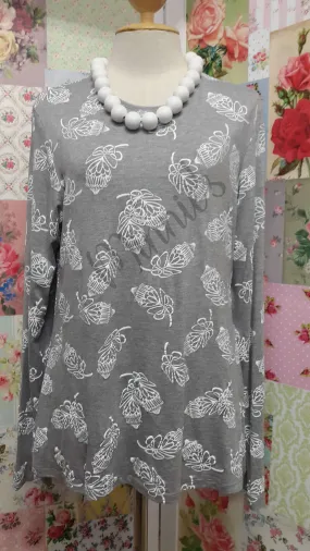 Grey & White Top SW002