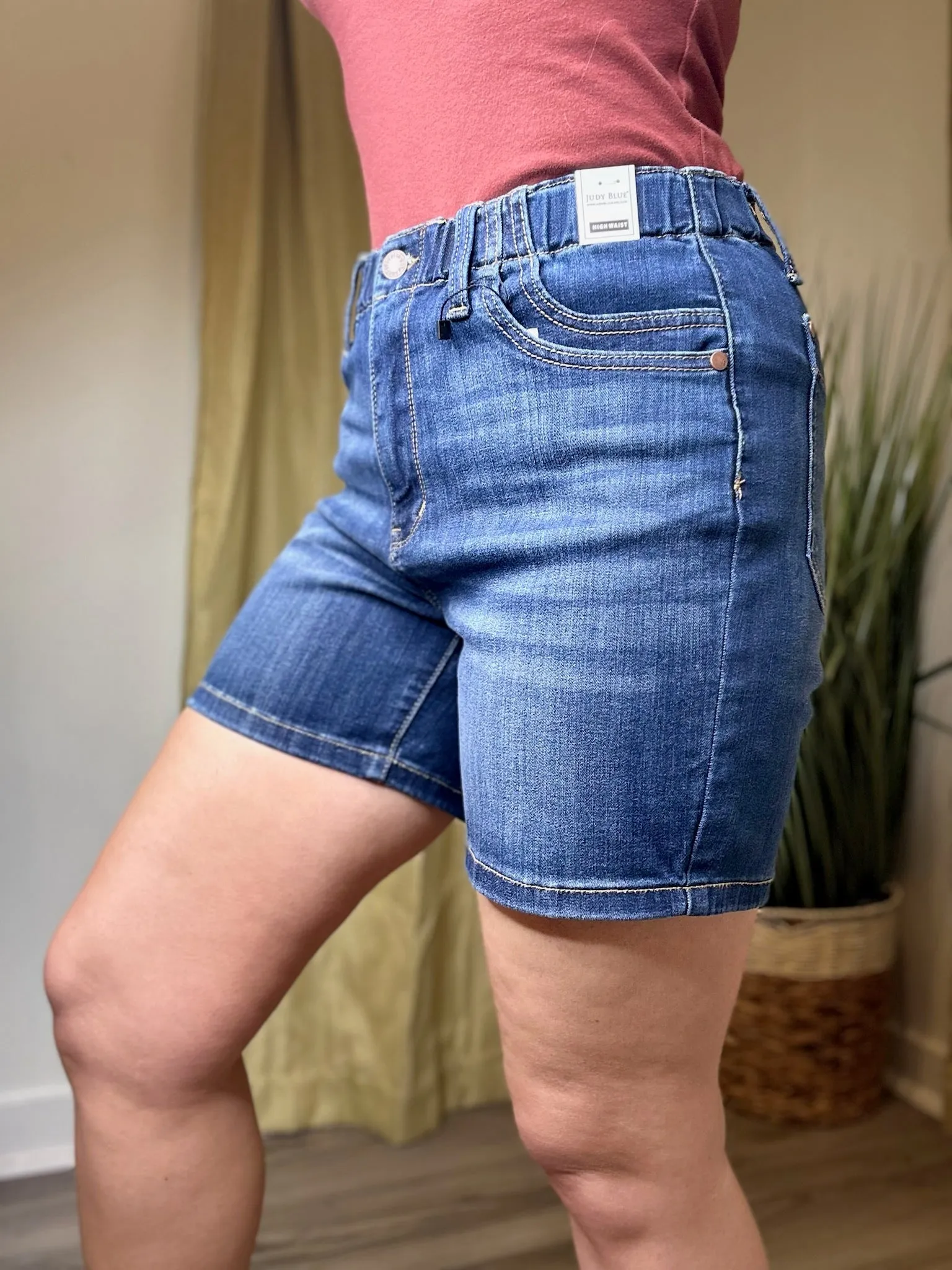 Judy Blue Elastic Mid Length Shorts