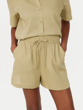 The Annie Linen Blend Short in Green Beige